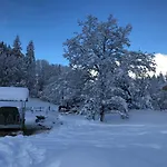 Au Pré Des Chevaux Bed & Breakfast 3*