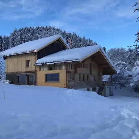 Au Pré Des Chevaux