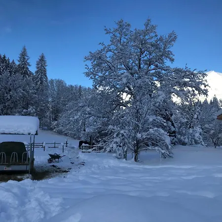 Au Pre Des Chevaux Frühstückspension 3*